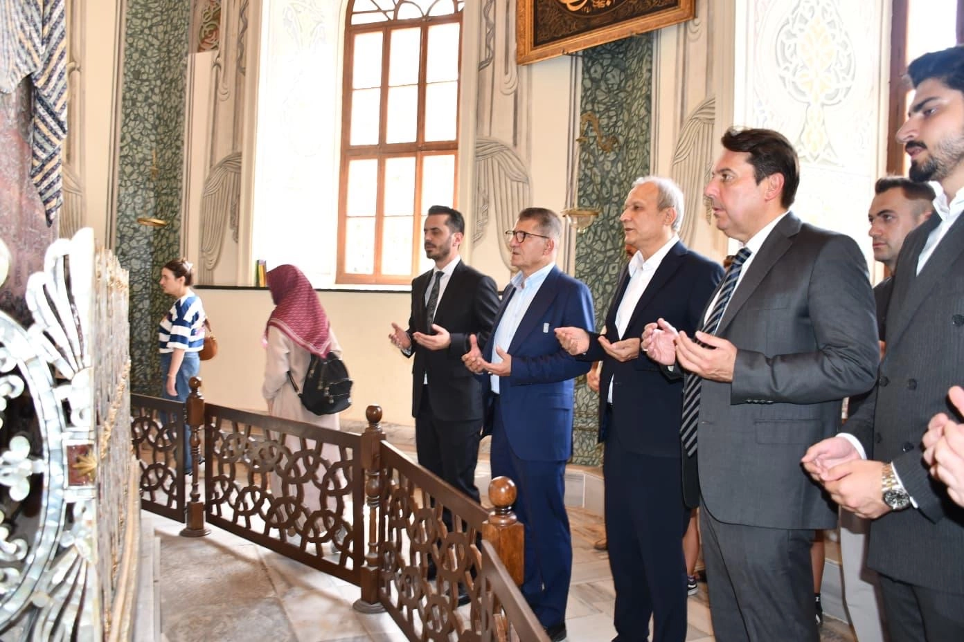 AK Parti MKYK Üyesi Ömer Serdar’dan Bursa Osmangazi ziyareti  AK...