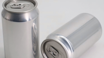 İngiltere’de Enerji İçeceği Şoku! 16 Yaş Altına Yasaklandı! İngiltere devrim niteliğinde bir kararla, çocukların sağlığını korumak amacıyla enerji