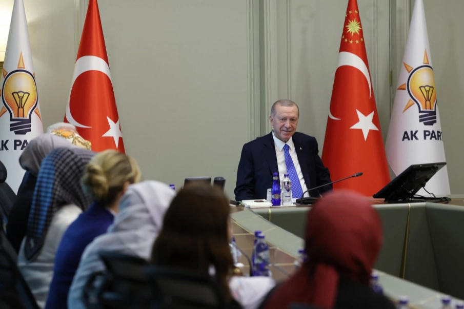 Cumhurbaşkanı Erdoğan, AK Partili kadın belediye başkanlarıyla buluştu  Cumhurbaşkanı...