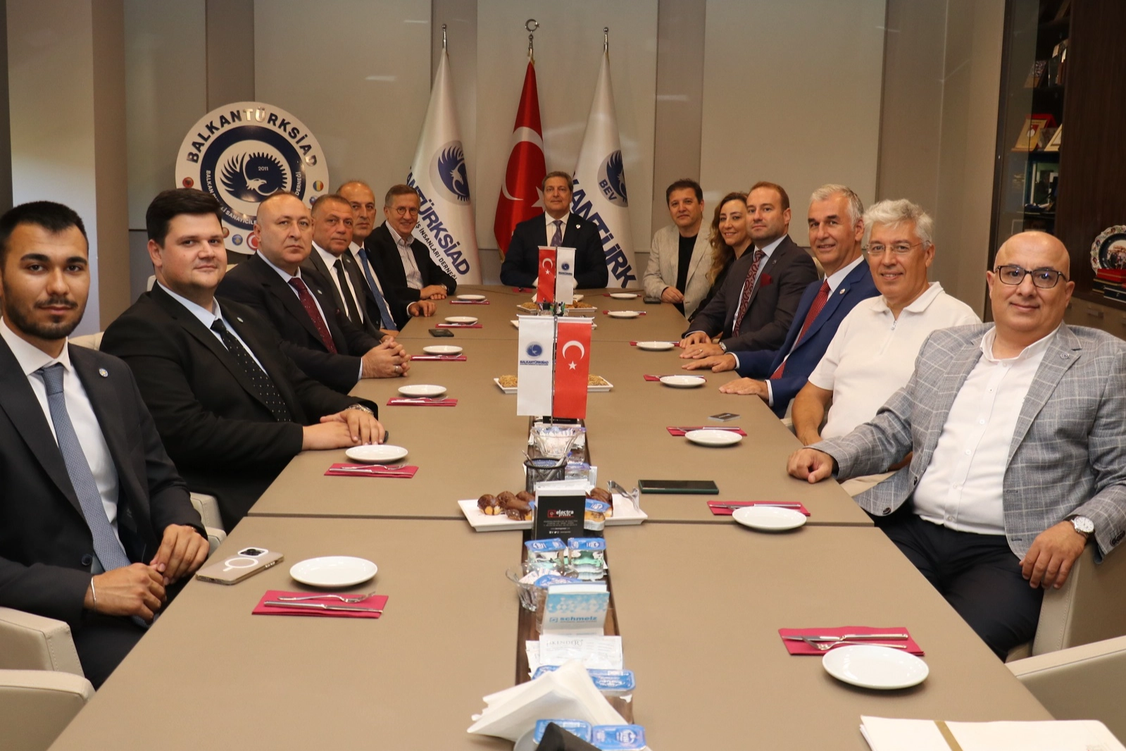 İYİ Parti’den BALKANTÜRKSİAD’a ziyaret  Balkan...