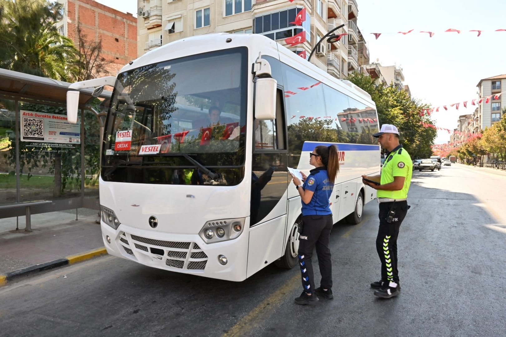 Manisa’da servis araçlarına denetim  Manisa'da...