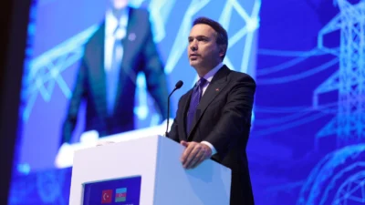 Türkiye-Azerbaycan enerji iş birliğinde yeni yol haritası belirlendi  Türkiye-Azerbaycan...